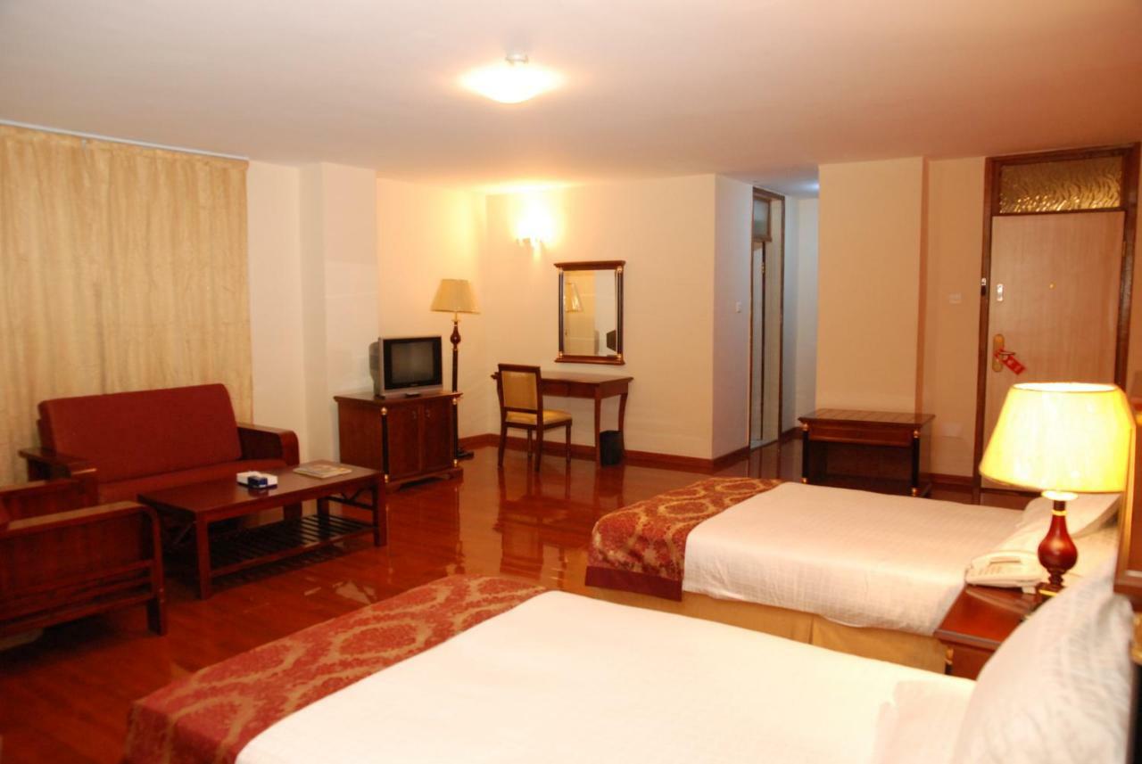 Churchill Addis Ababa Hotel Εξωτερικό φωτογραφία